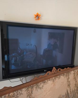 TV AL PLASMA 60" LG