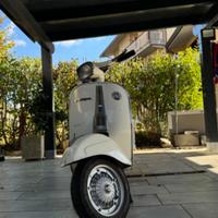 Piaggio Vespa 50 Special (V5B3) - 1978