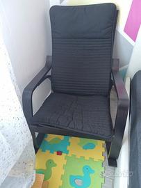 Sedia a dondolo ikea
