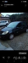  macchina Renault Clio 
