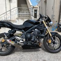 Triumph street triple 675