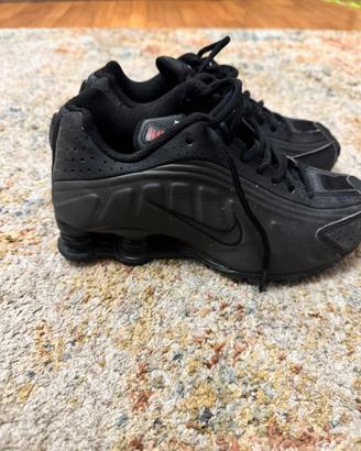 Nike shox