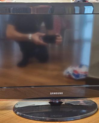 TV LCD SAMSUNG LE26B450C4W