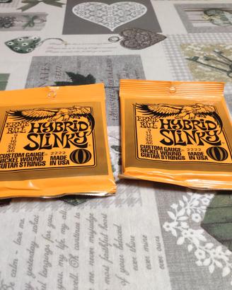 2 set di corde per chitarra Ernie Ball