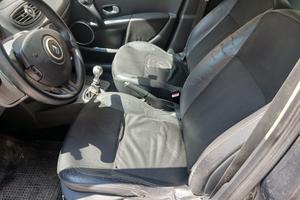 Renault clio le iene 