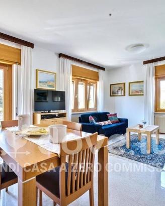 Villa di 280 m² con 5 locali e box auto a Feltre