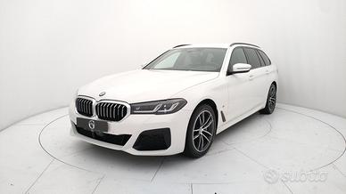 BMW Serie 5 G31 2020 Touring LCI - 520d Touring mh