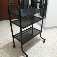 Carrello con ruote