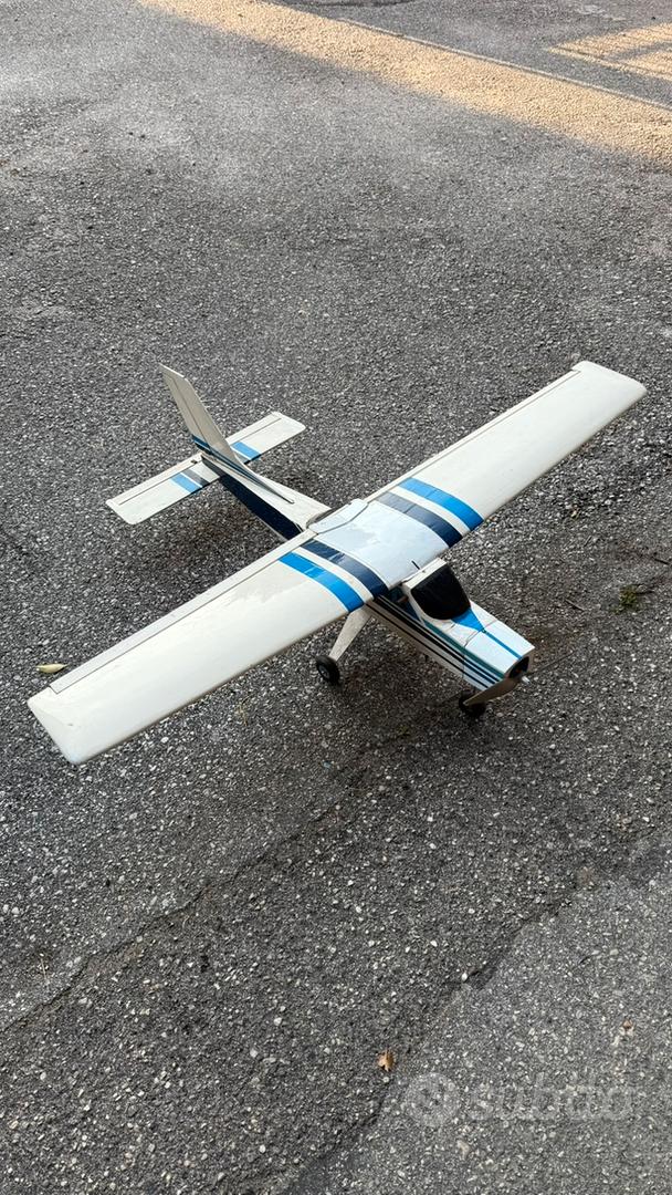 Aeromodello Cessna in balsa - Collezionismo In vendita a Trento