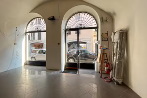 NEGOZIO A CREMONA