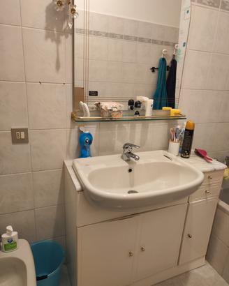 mobile bagno come da foto 