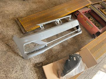 Paraurti anteriore Volkswagen Polo