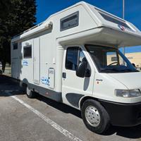 Ci International PEGASO MANSARDATO CON GARAGE