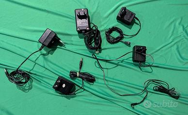 Alimentatore output 9v 5 pezzi