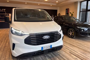 FORD TRANSIT CUSTOM PASSO LUNGO NEW MODEL
