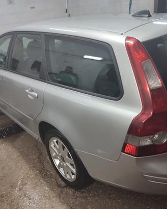 ricambi volvo v50 diesel 2000