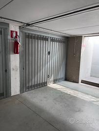 Garage autorimessa per auto/moto