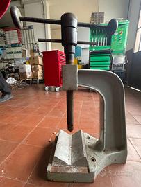 Morsa svitatura bulloni campo mot. Avviamento