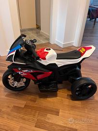 Moto elettrica TOYSCAR BMW per bambini 18-60 mesi