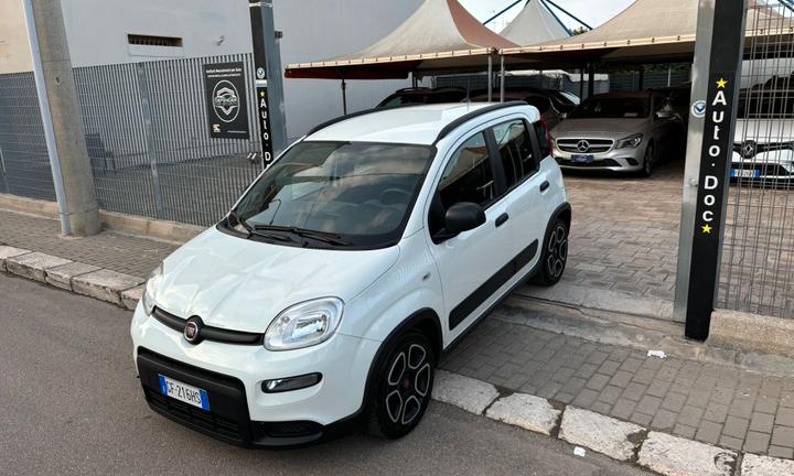 Fiat Panda 1.0 FireFly Hybrid City Cross - 2021