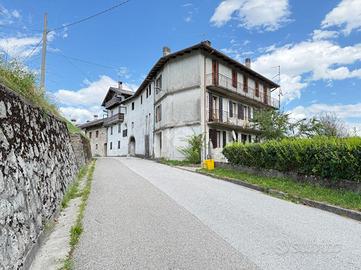 3 LOCALI A VERZEGNIS