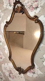 Specchio in stile Luigi XV in legno dorato anni 60