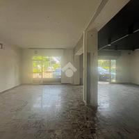 NEGOZIO A SPILAMBERTO