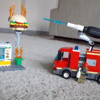 LEGO CITY 60214 — Fiamme al Burger Bar