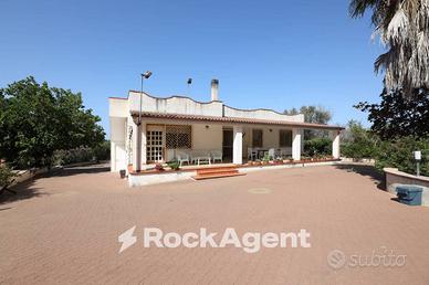 SPLENDIDA VILLA VISTA MARE, MARINA DI UGENTO