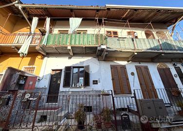 CASA SEMINDIPENDENTE A BIELLA