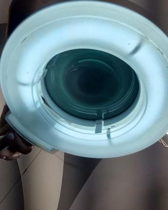 lampada per estetica 