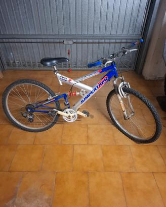 Mountain Bike Jumper Trek -Full Suspension-