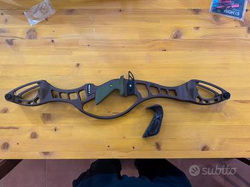 Riser Hoyt Prodigy xt 27”