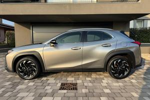 Lexus ux 250h