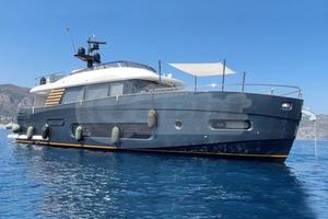 AZIMUT MAGELLANO 66 EVO