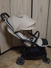 Passeggino Kinderkraft APINO leggero