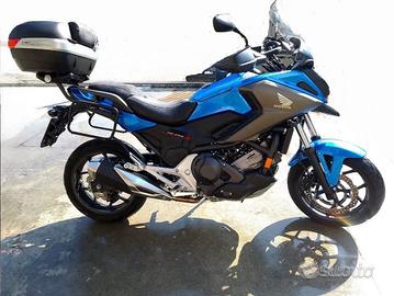 Honda nc 750 X DCT
