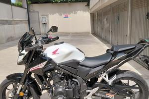 Honda CB500 Hornet 2024