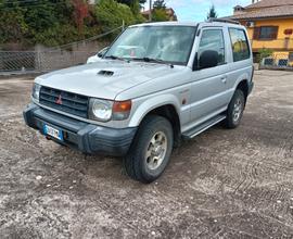 Mitsubishi Pajero 2.5 TDI Metal-top S.S. GLX Air