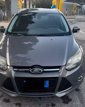FORD FOCUS III SERIE STATION WAGON TDCI TITANIUM