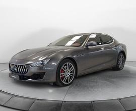 MASERATI Ghibli V6 Diesel 275 CV