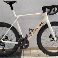 Trek Madone SLR 7 gen 8 tg L 58