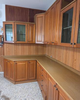 Cucina angolare in legno massello  noce  3x1.5