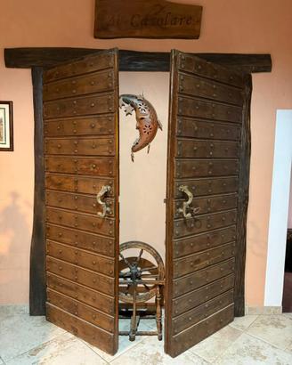 Portone antico