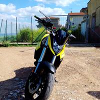 Honda horent 750 a2