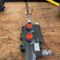 Distributore P81A2G spaccalegna 80 litri ritorno