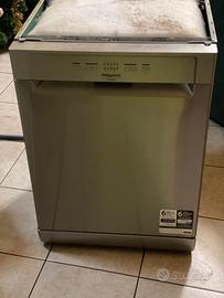 Lavastoviglie Indesit