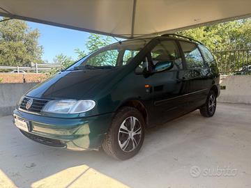 VOLKSWAGEN Sharan 1° serie 2.0i cat GL 7 POSTI B