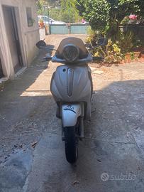 Beverly 500