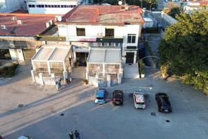 NEGOZIO A MUGNANO DI NAPOLI